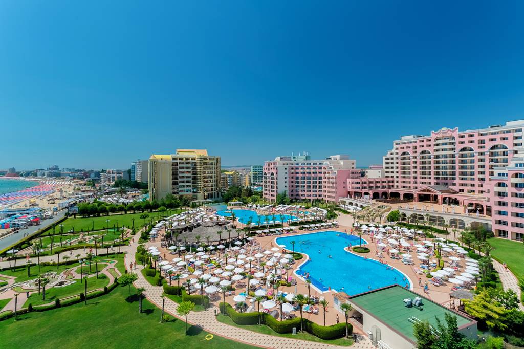 BOJ_84430_DIT_Majestic_Beach_Resort_1122_19.jpg