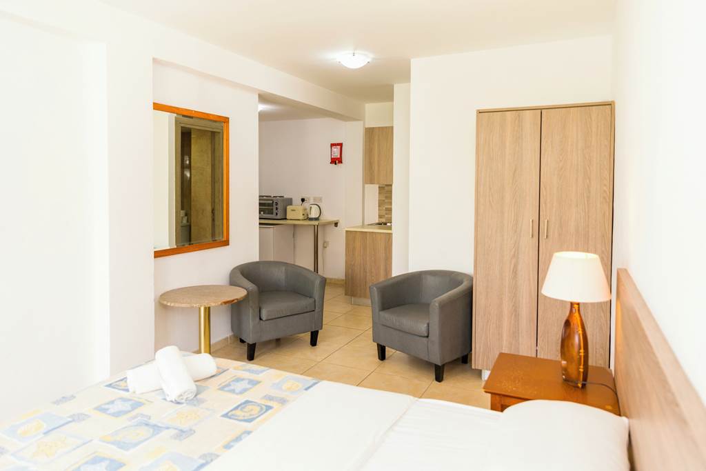 PFO_73740_Alecos_Hotel_Apartments_0724_25.jpg