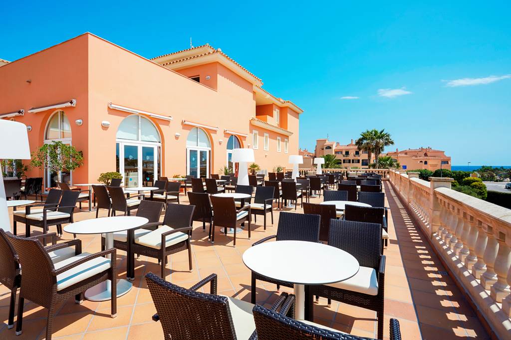 MAH_70762_Grupotel_Macarella_Suites_&_Spa_1224_06.jpg