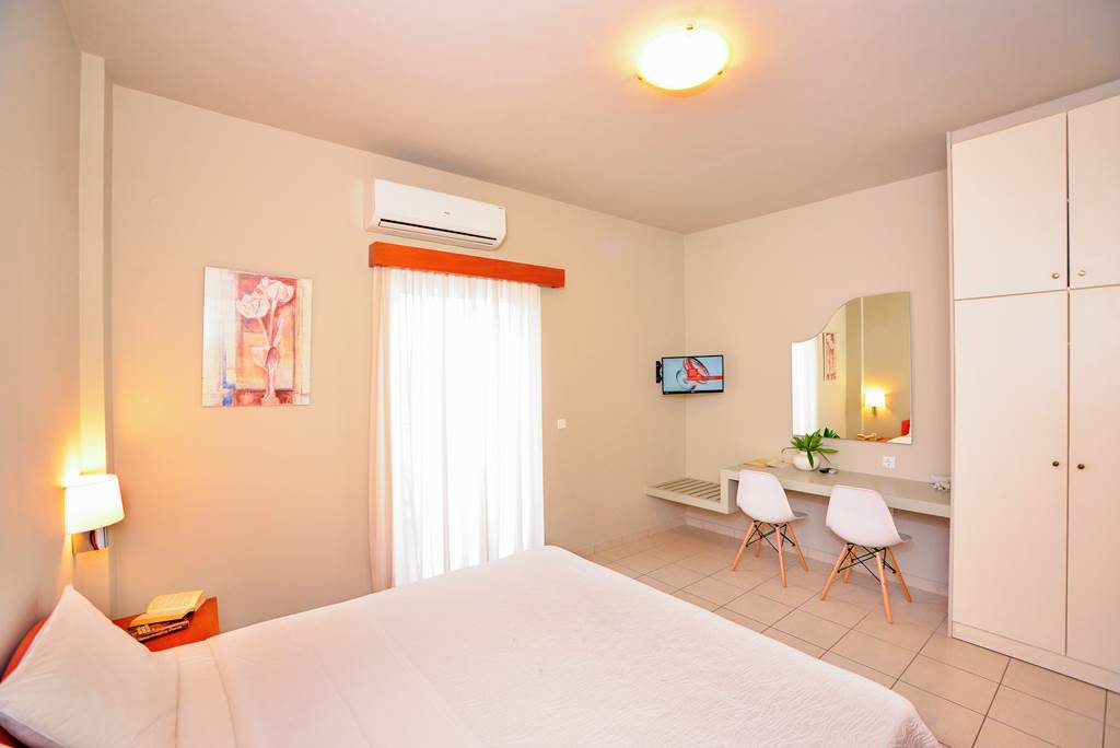 KLX_84320_Theoxenia_Hotel_Apartments_0922_10.jpg