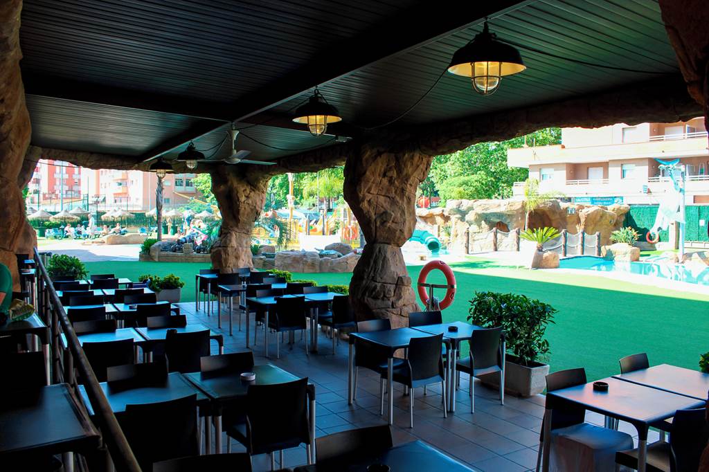 GRO_88702_Evenia_Olympic_Suites_&_Water_World_1124_13.jpg