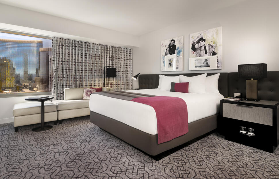 Planet-Hollywood-Resort-Casino-11.jpg