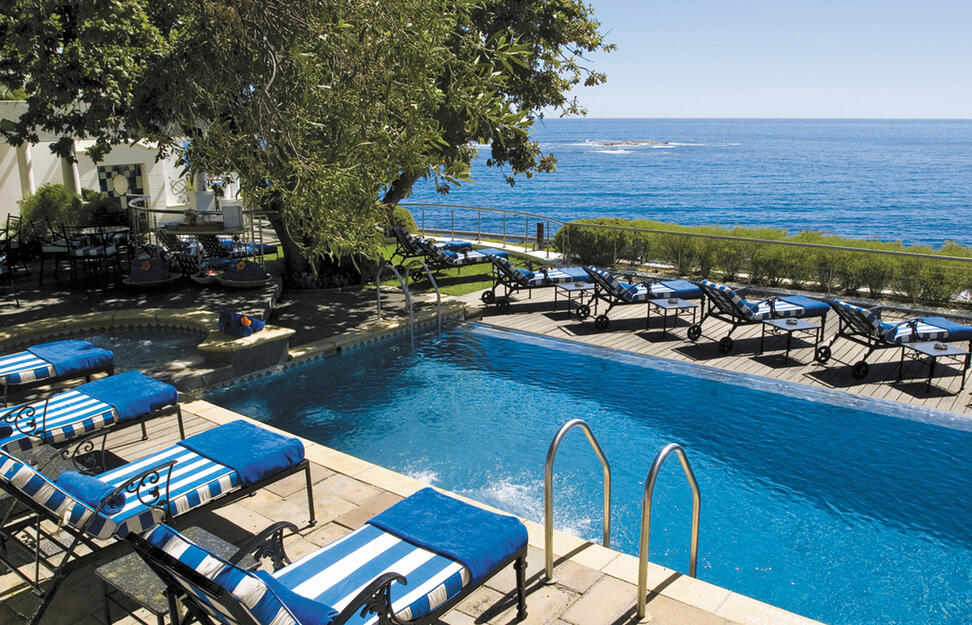 The-Twelve-Apostles-Hotel-and-Spa-6.jpg