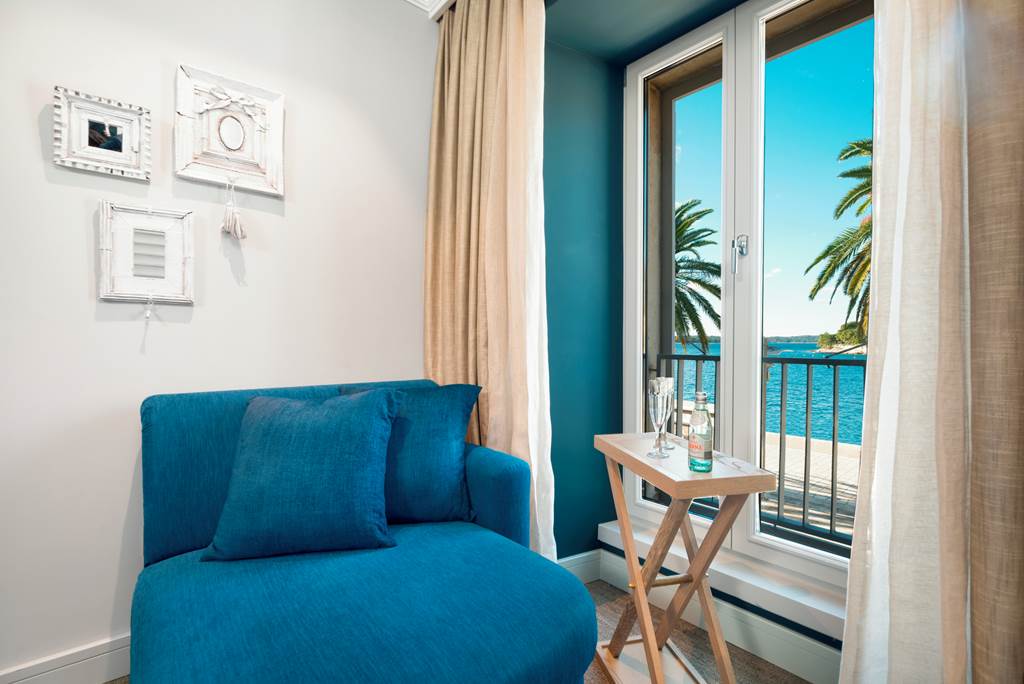 SPU_70984_Riva_Marina_Hvar_Hotel_0722_05.jpg