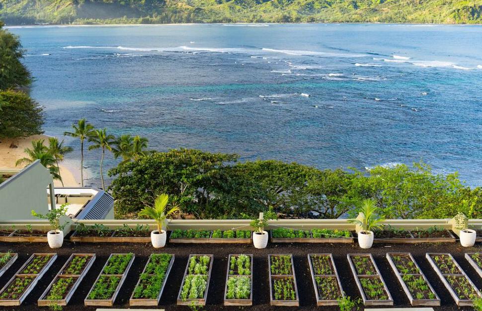 1-Hotel-Hanalei-Bay-9.jpg