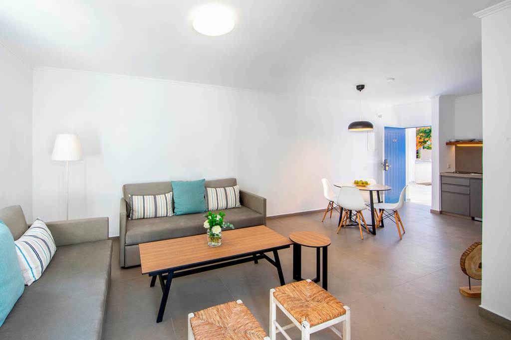 PFO_82527_Aliathon_Aegean_Apartments_0522_02.jpg