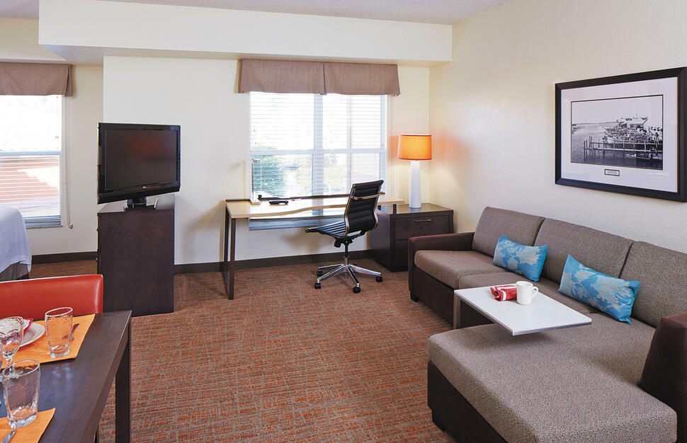 Residence-Inn-Naples-9.jpg