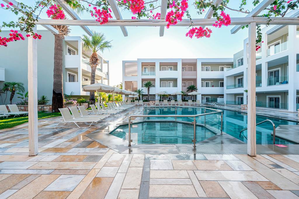 KGS_83254_Mythos_Suites_Hotel_0724_05.jpg