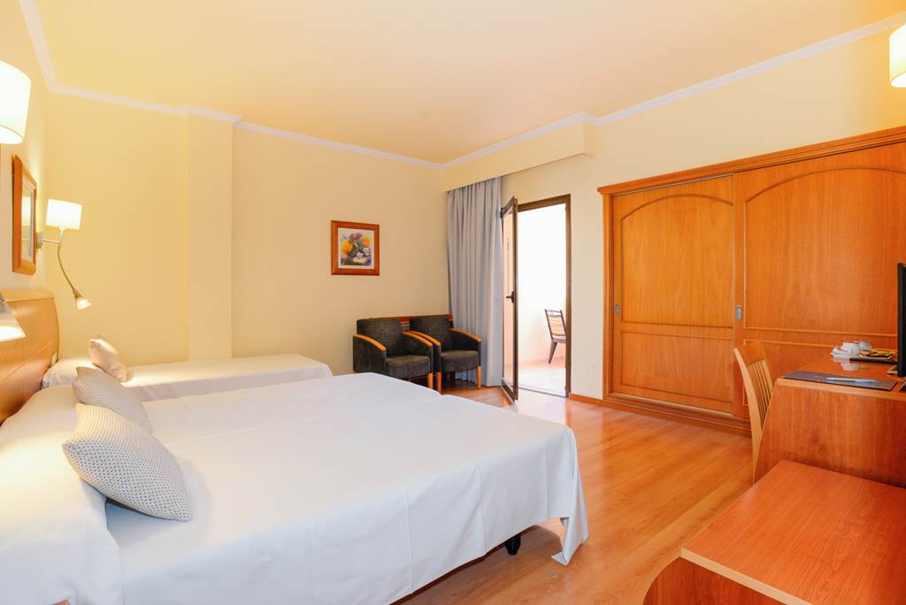 IBZ_382_Invisa_Hotel_La_Cala_1123_21.jpg