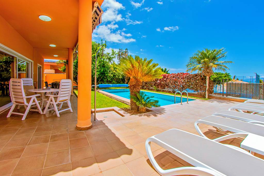 TFS_86039_Villa_Royal_Sunset_0923_03.jpg