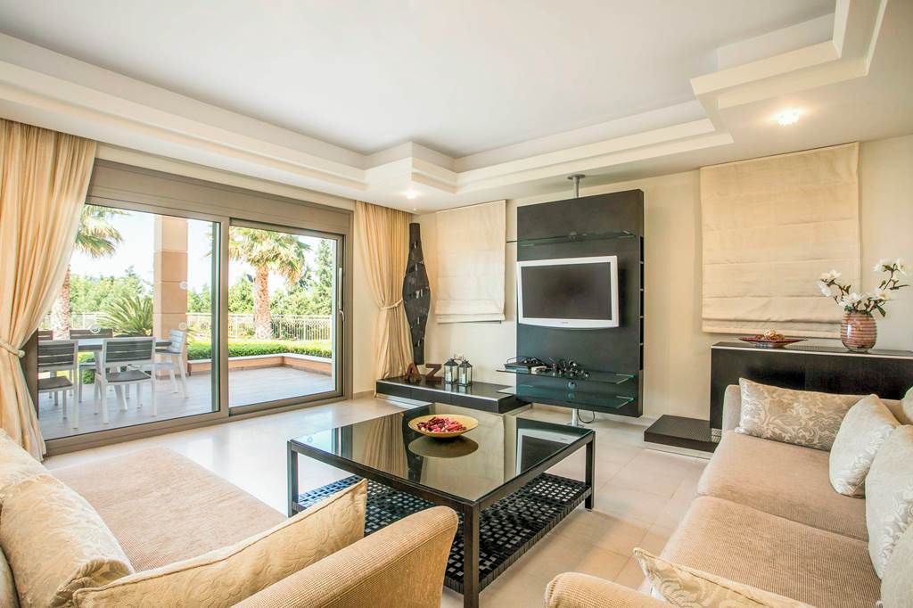 RHO_86646_Aegean_Blue_Villa_1223_14.jpg