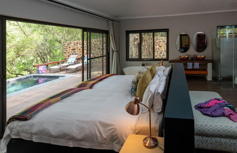 Jacis-Safari-and-Tree-Lodge-22.jpg