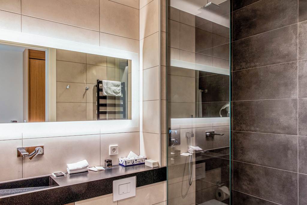 KEF_88598_Hotel_South_Coast_1224_19.jpg