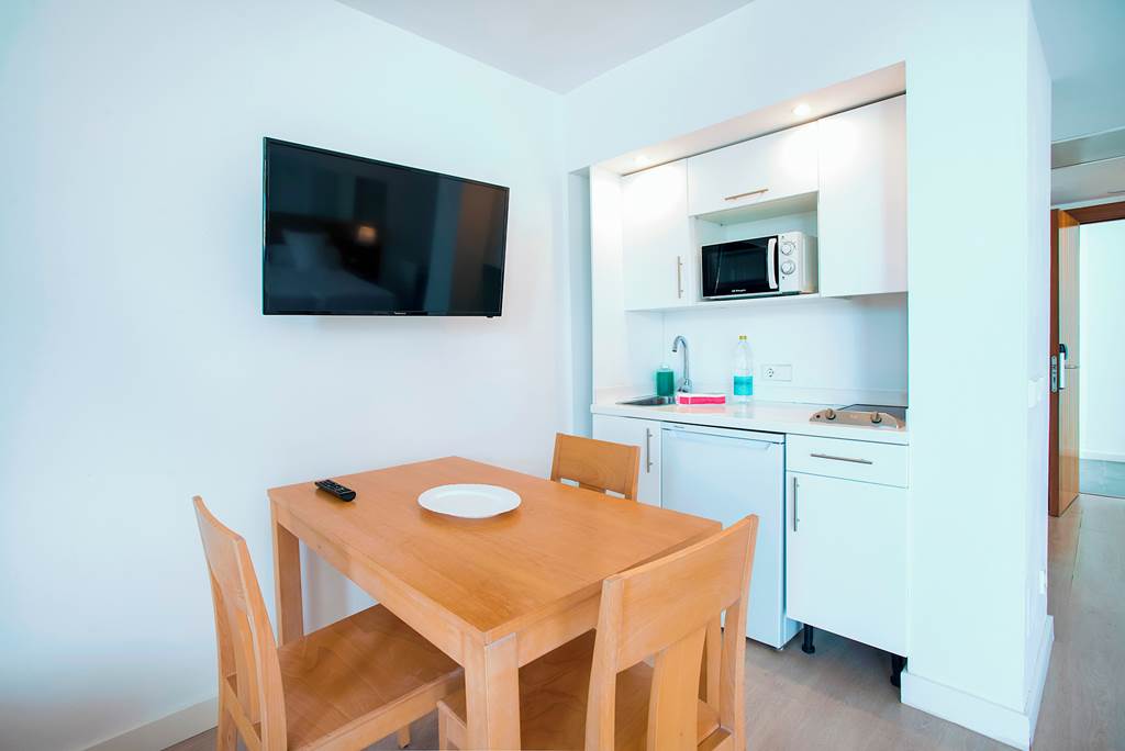 PMI_82781_Aparthotel_Ses_Fotges_0822_25.jpg