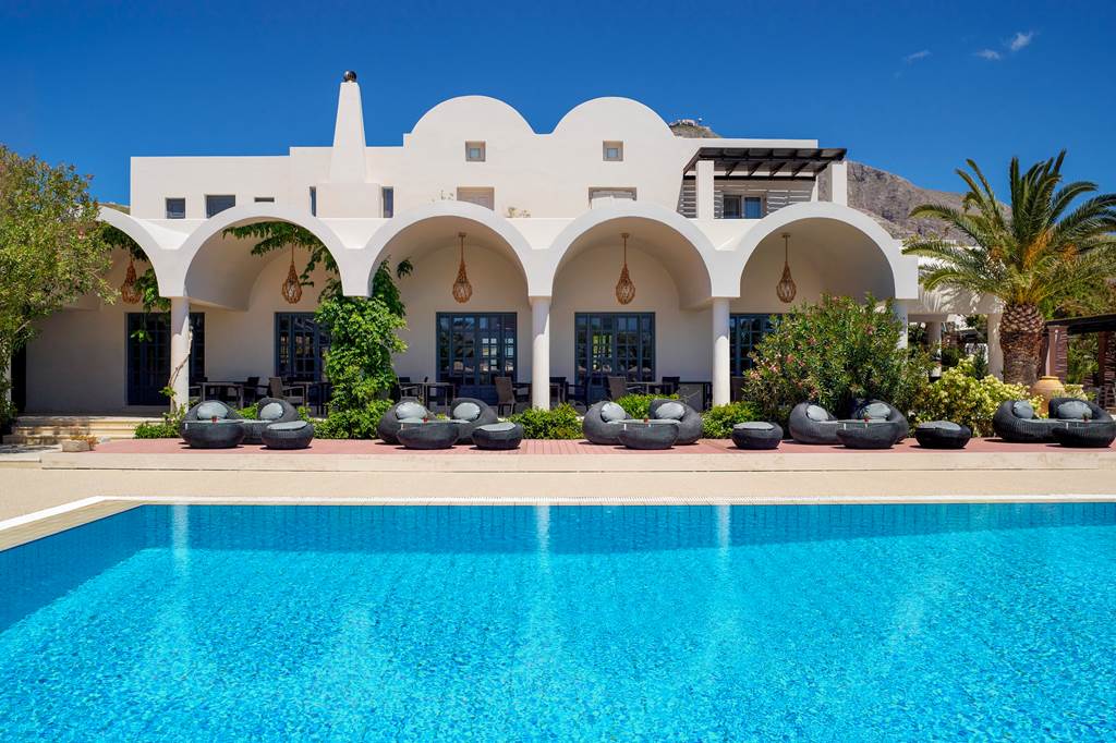 JTR_84113_9_Muses_Santorini_Resort_0822_21.jpg