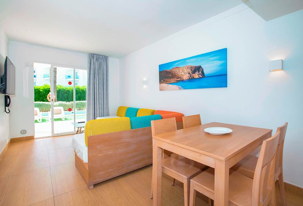 PMI_82781_Aparthotel_Ses_Fotges_0822_30.jpg
