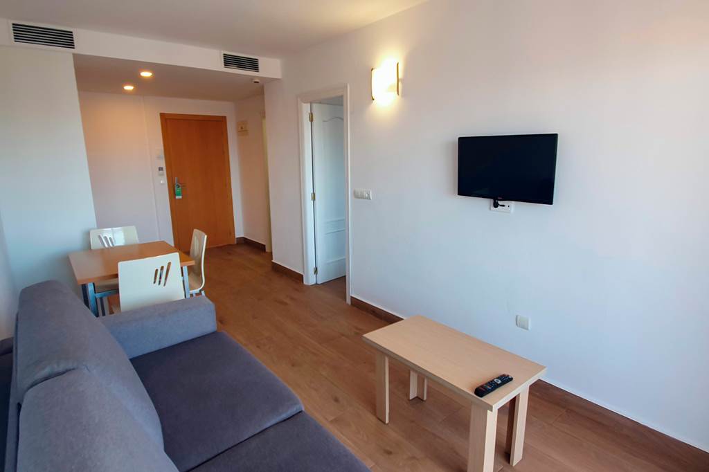 ALC_81073_Primavera_Loix_Apartments_0621_01.jpg