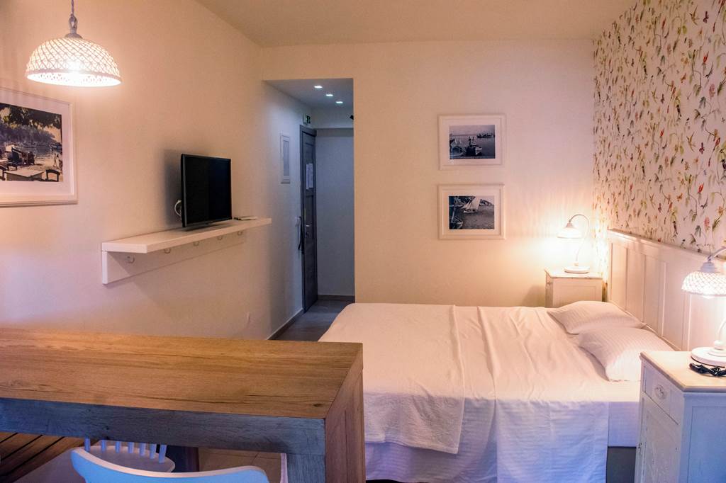 JSI_84314_Liadromia_Hotel_1022_03.jpg