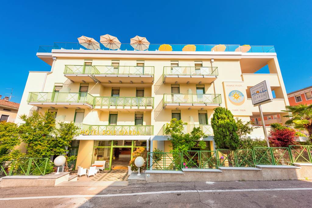 VRN_86943_Sky_Pool_Hotel_Sole_0524_08.jpg