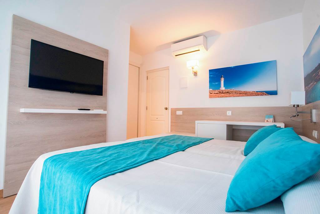IBZ_86954_Hostal_Es_Pi_1123_12.jpg