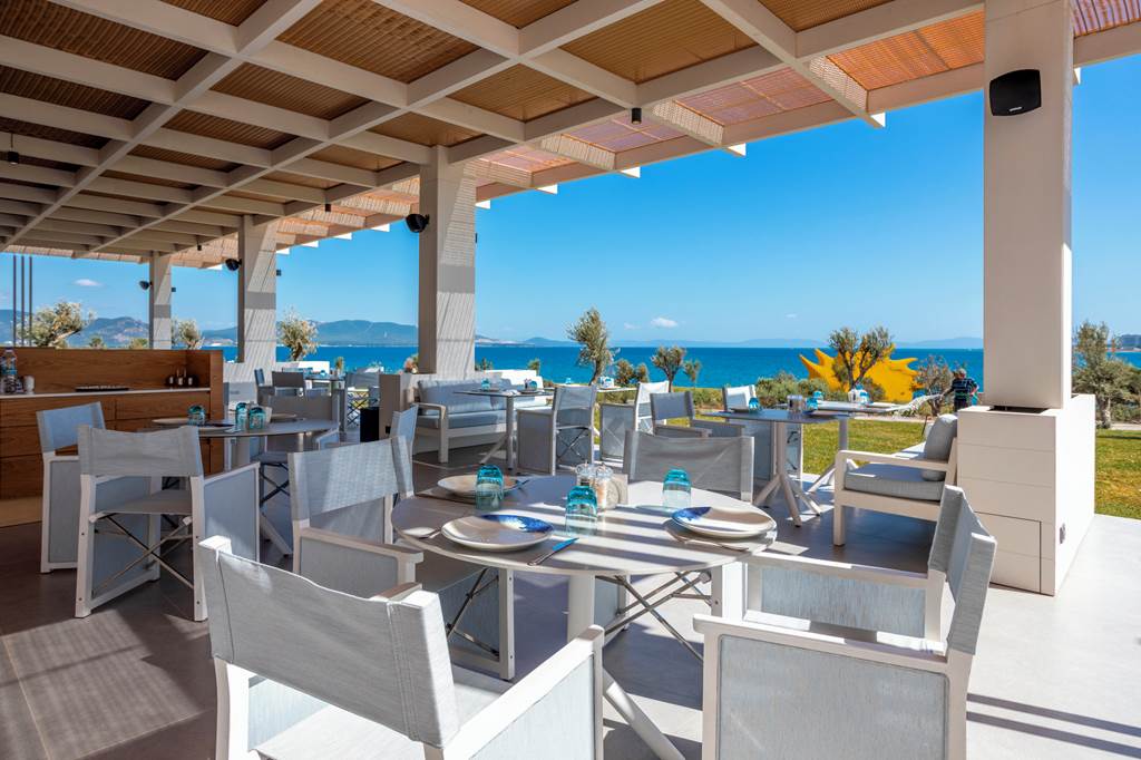 BJV_85636_Anda_Barut_Collection_0524_25.jpg