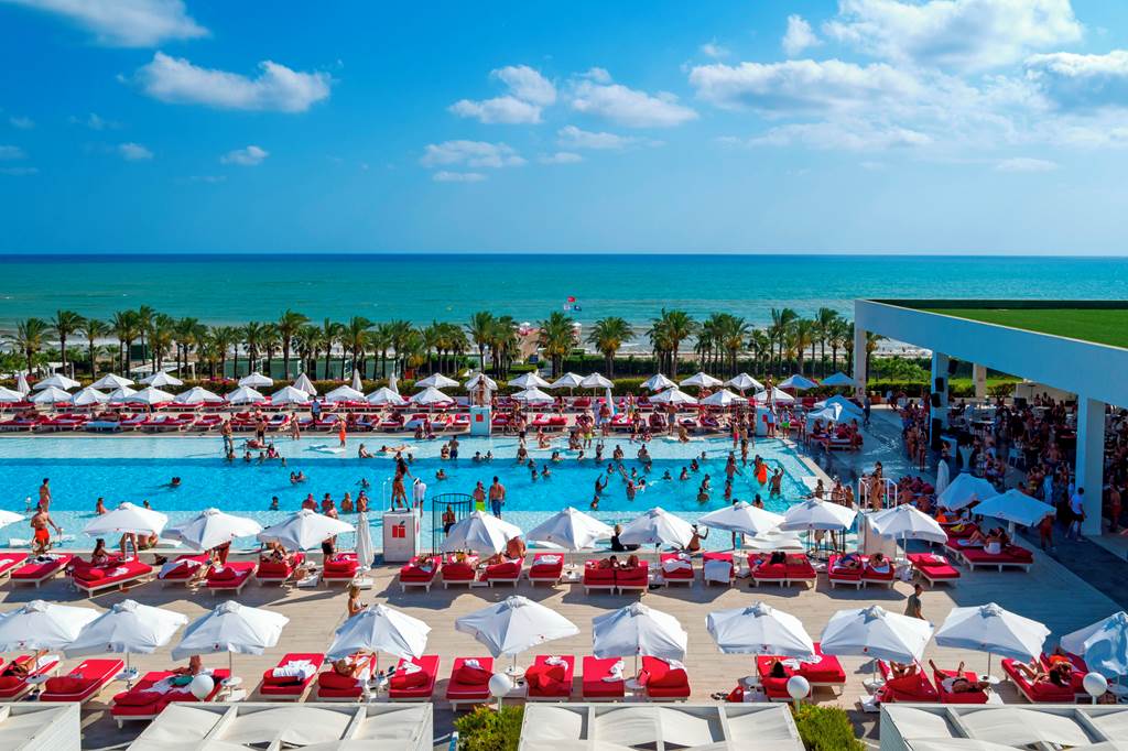 AYT_87662_Adam_&_Eve_Hotel_0524_02.jpg