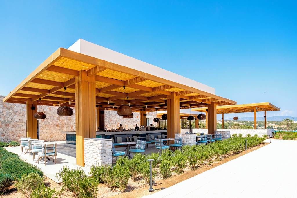 BJV_85636_Anda_Barut_Collection_0524_12.jpg