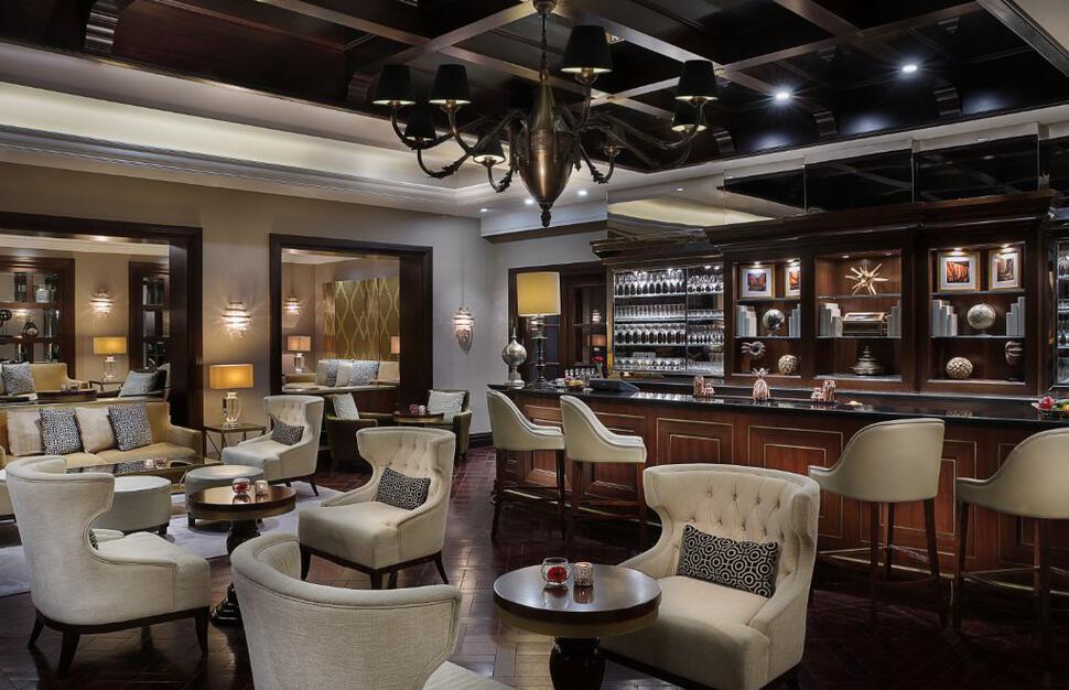 The-Ritz-Carlton-Dubai-28.jpg