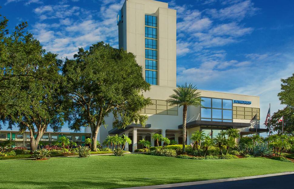 Wyndham-Lake-Buena-Vista-Resort-23.jpg