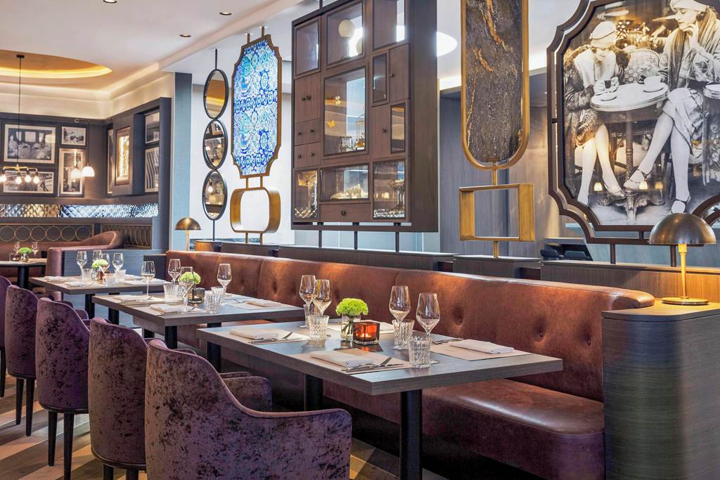 VIE_74626_Renaissance_Wien_Hotel_0823_30.jpg