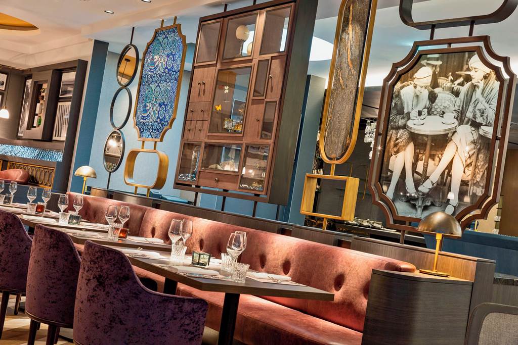 VIE_74626_Renaissance_Wien_Hotel_0823_38.jpg