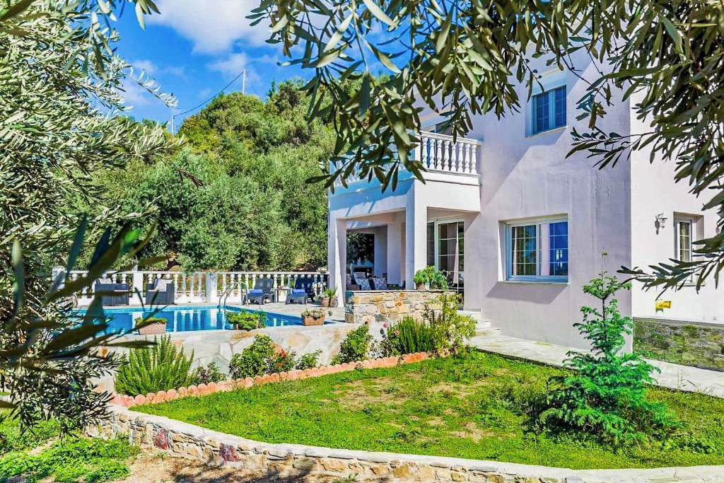 JSI_88233_Villa_Revenio_1024_01.jpg