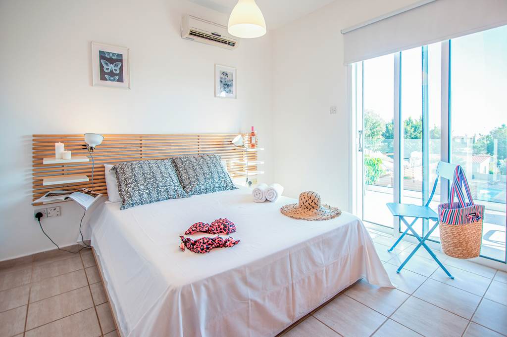 LCA_86766_Villa_Marina_Vibes_0124_14.jpg