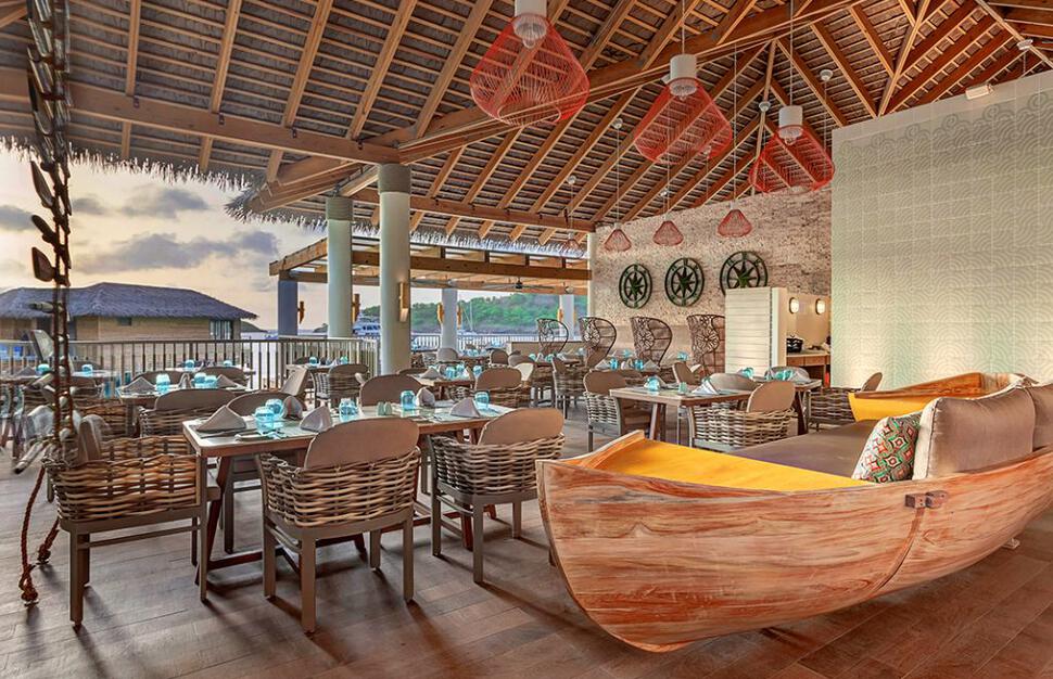 Royalton-Antigua-An-Autograph-Collection-All-Inclusive-Resort-26.jpg
