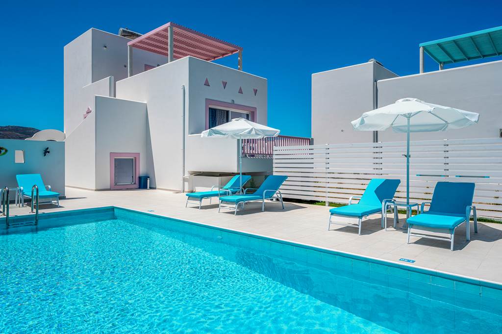 KGS_85672_Villa_Xenos_Rose_0723_05.jpg