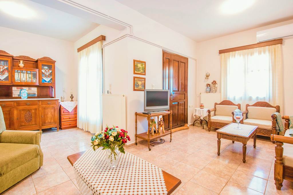 HER_84251_Villa_Lygaria_0922_04.jpg