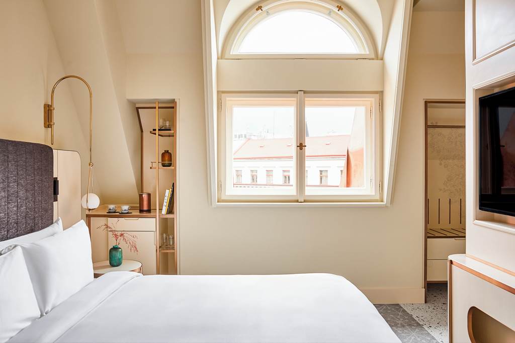 PRG_84880_Andaz_Prague_0123_06.jpg