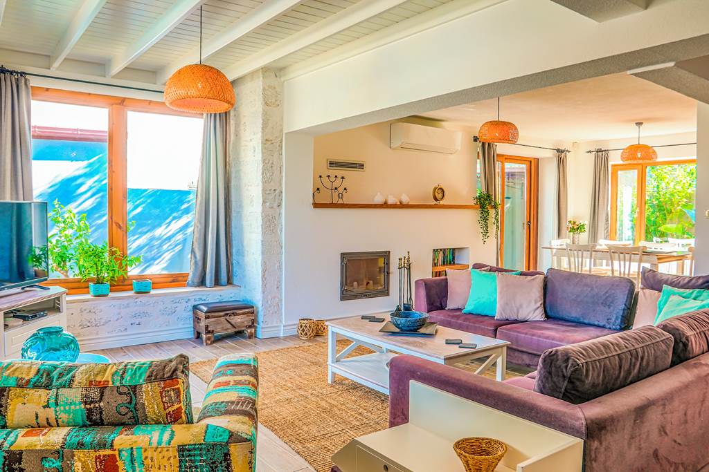 BJV_84342_Villa_Tan_1022_17.jpg