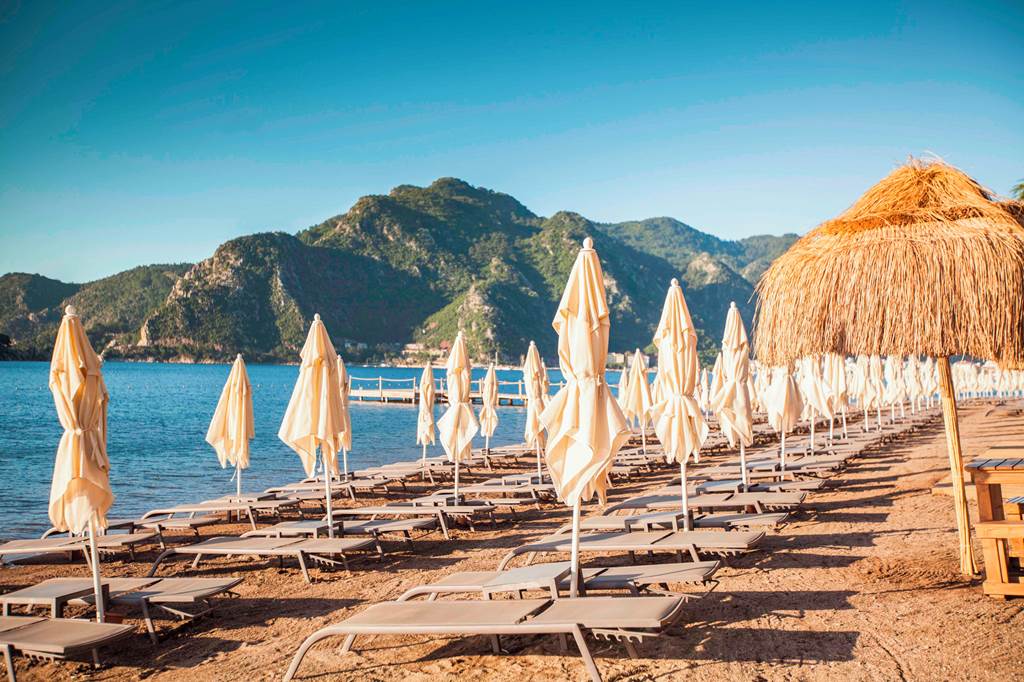 DLM_81286_Orka_Lotus_Beach_1019_32.jpg