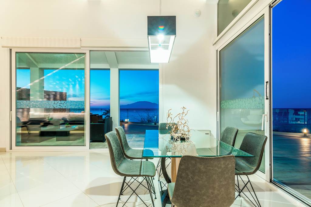 ZTH_86742_Villa_Meltemi_Cavo_Mare_0224_03.jpg