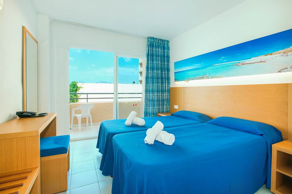PMI_70660_Club_Cala_Romani_0723_05.jpg