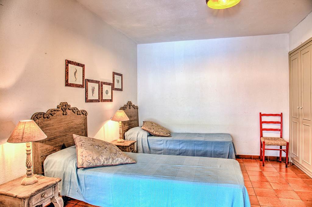 OLB_87601_Villa_Sapphire_Heights_0524_10.jpg