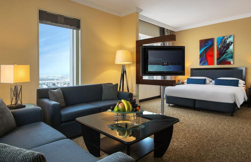 Towers-Rotana-8.jpg