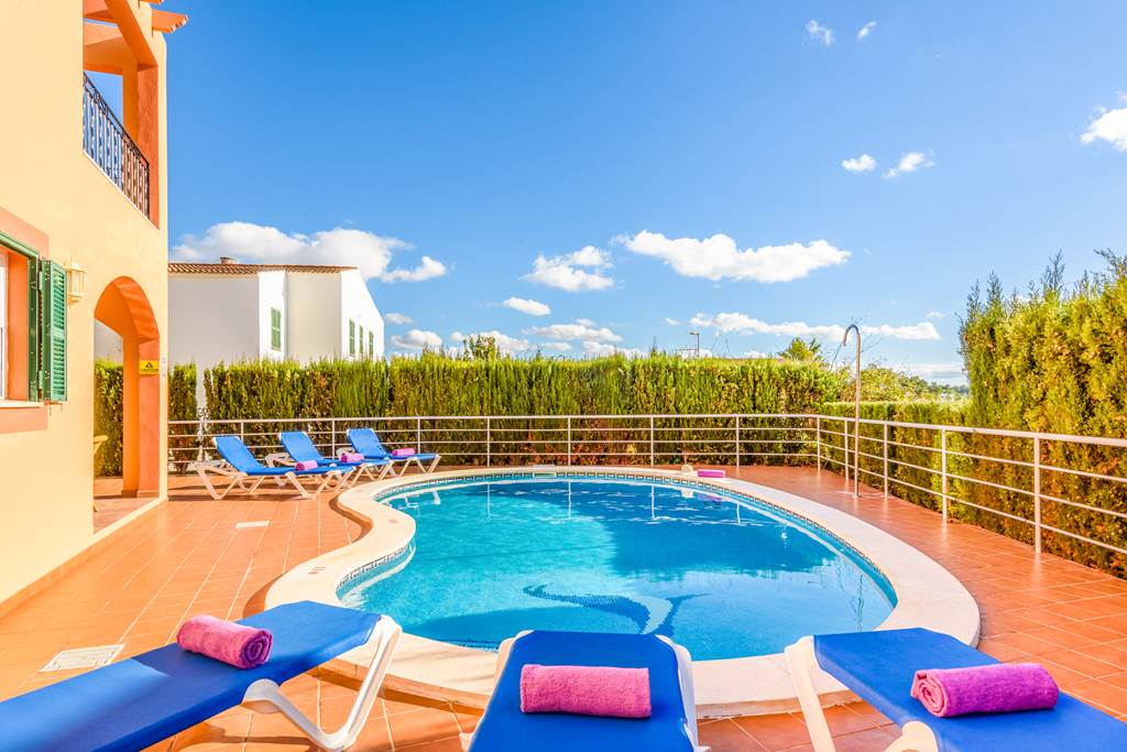 MAH_77908_Villa_Marcolis_Mar_0118_04.jpg