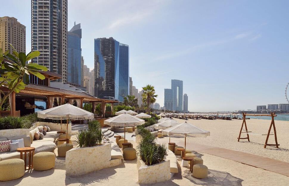 The-Ritz-Carlton-Dubai-32.jpg