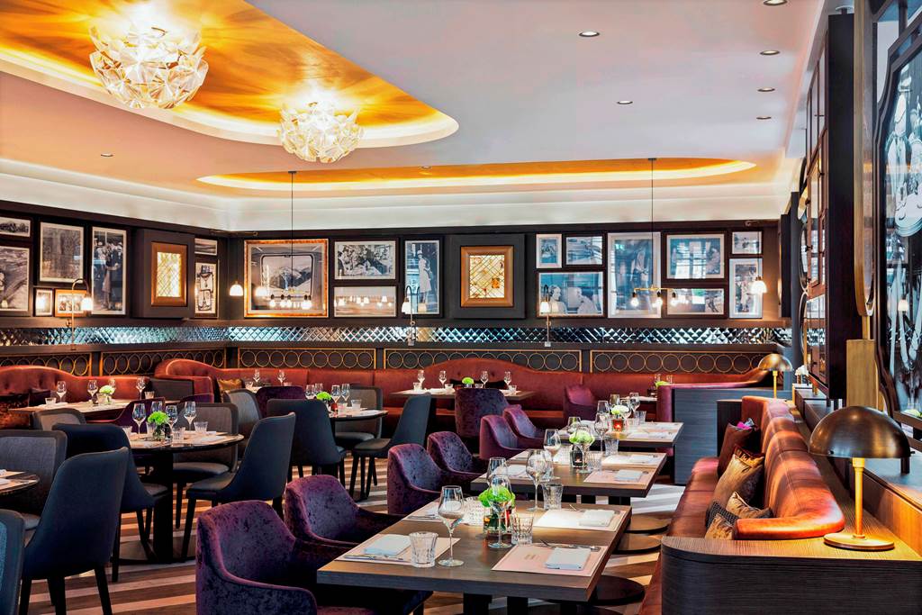 VIE_74626_Renaissance_Wien_Hotel_0823_27.jpg