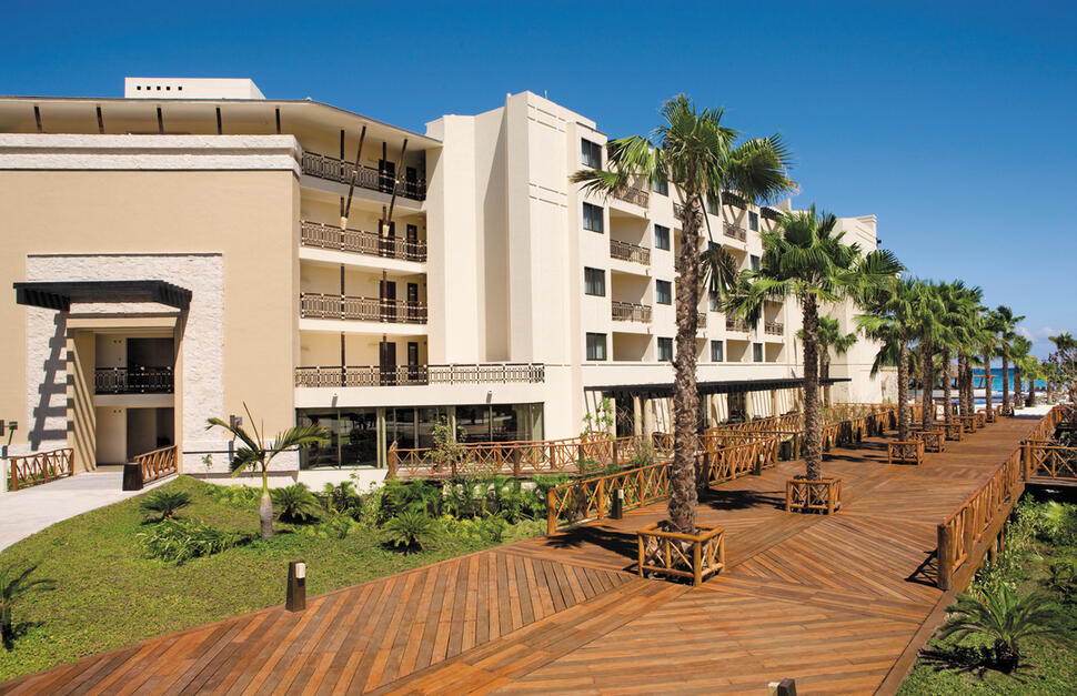 Dreams-Riviera-Cancun-Resort-Spa-25.jpg