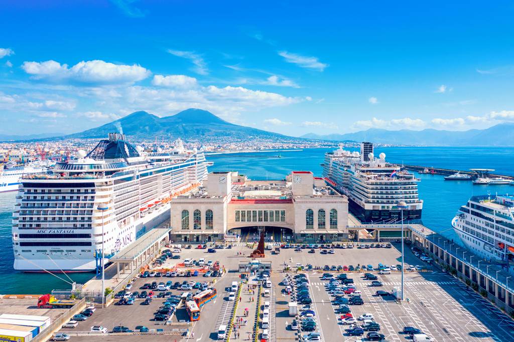 NAP_87802_Smart_Hotel_Naples_Harbour_0724_07.jpg