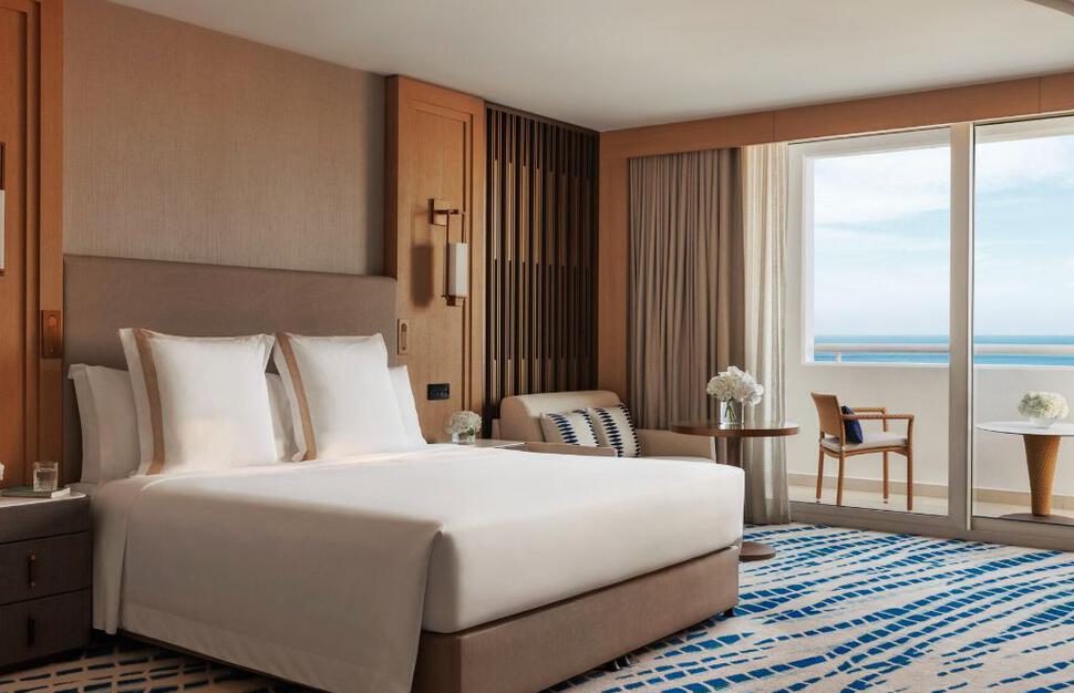 The-Jumeirah-Beach-Hotel-1.jpg