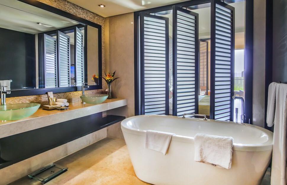 Rixos-The-Palm-Dubai-Hotel-and-Suites-10.jpg